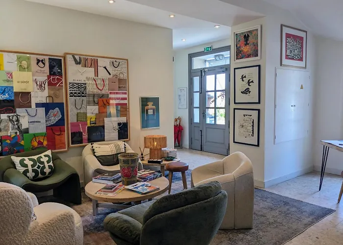 Pastis Hotel