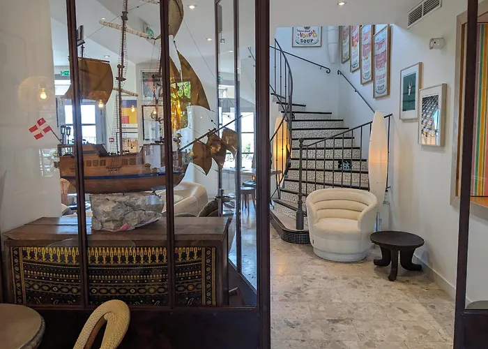 Hotel Pastis 4*