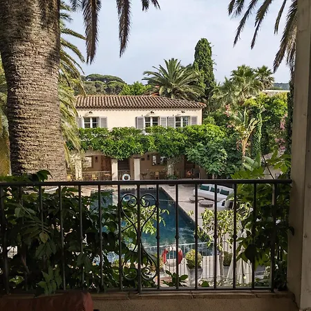 Pastis 4* Saint-Tropez