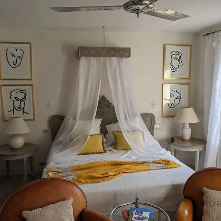 Hotel Pastis 4*