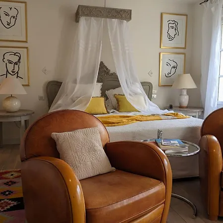 Hotel Pastis