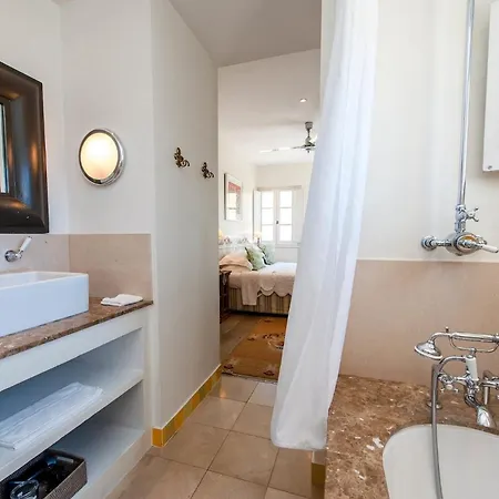 Hotel Pastis Saint-Tropez