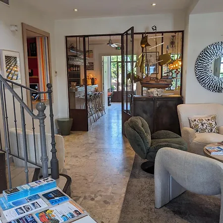 Hotel Pastis 4*